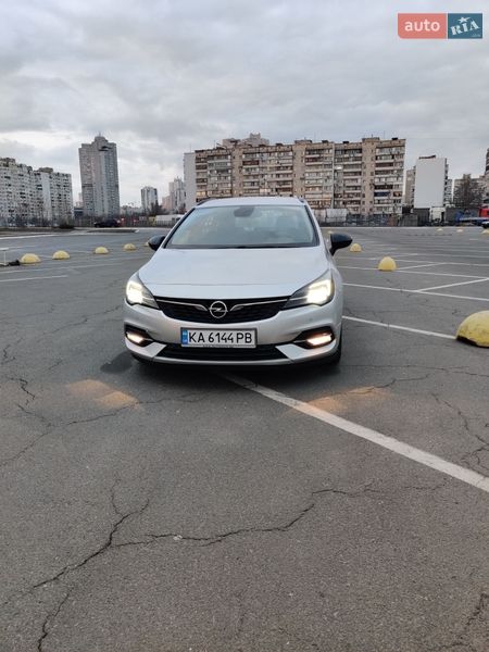 Универсал Opel Astra 2021 в Киеве