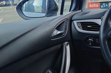 Универсал Opel Astra 2021 в Киеве
