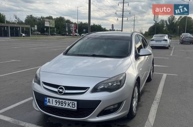 Універсал Opel Astra 2012 в Бучі