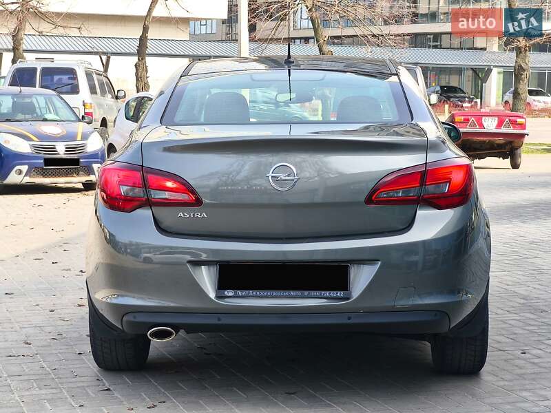 Седан Opel Astra 2019 в Дніпрі фото 6 Седан Opel Astra 2019 в Дніпрі