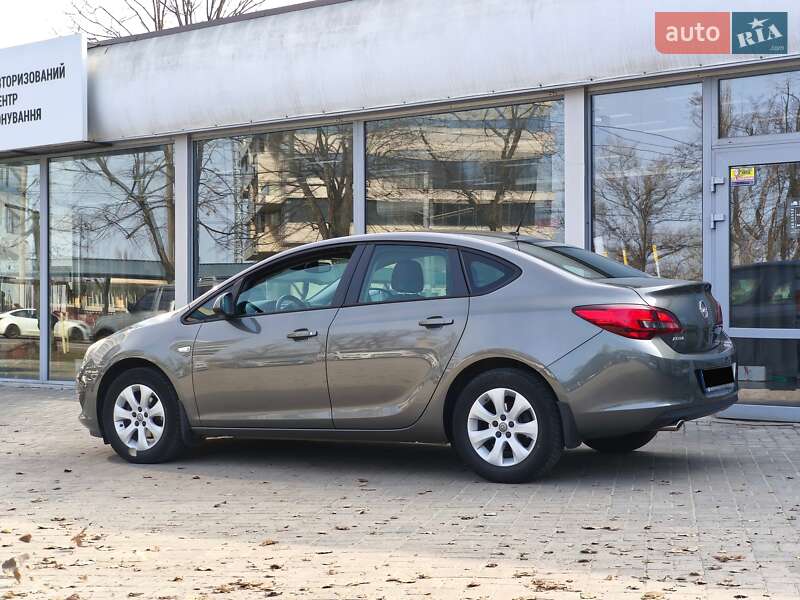 Седан Opel Astra 2019 в Дніпрі фото 8 Седан Opel Astra 2019 в Дніпрі