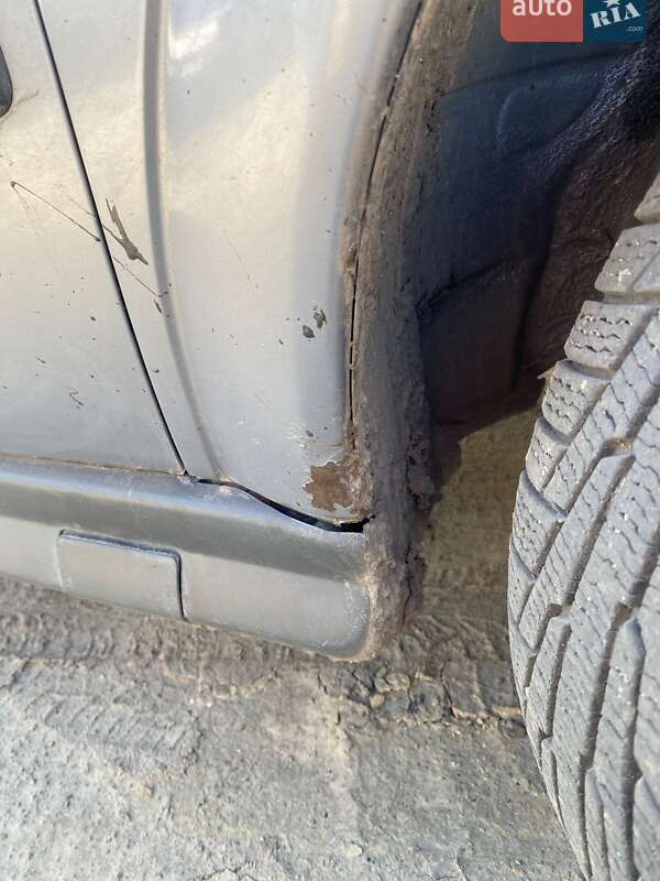 Седан Opel Astra 2006 в Днепре