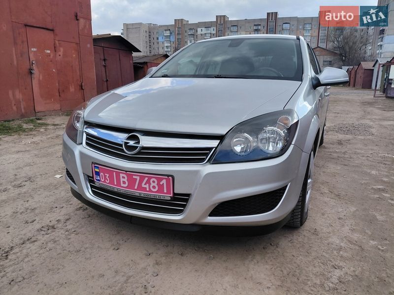Универсал Opel Astra 2010 в Ровно фото 7 Универсал Opel Astra 2010 в Ровно