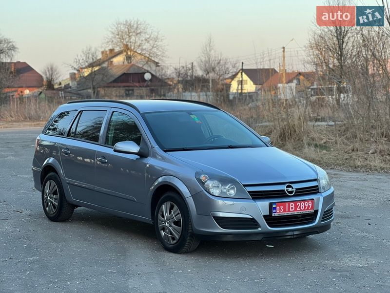 Универсал Opel Astra 2005 в Луцке