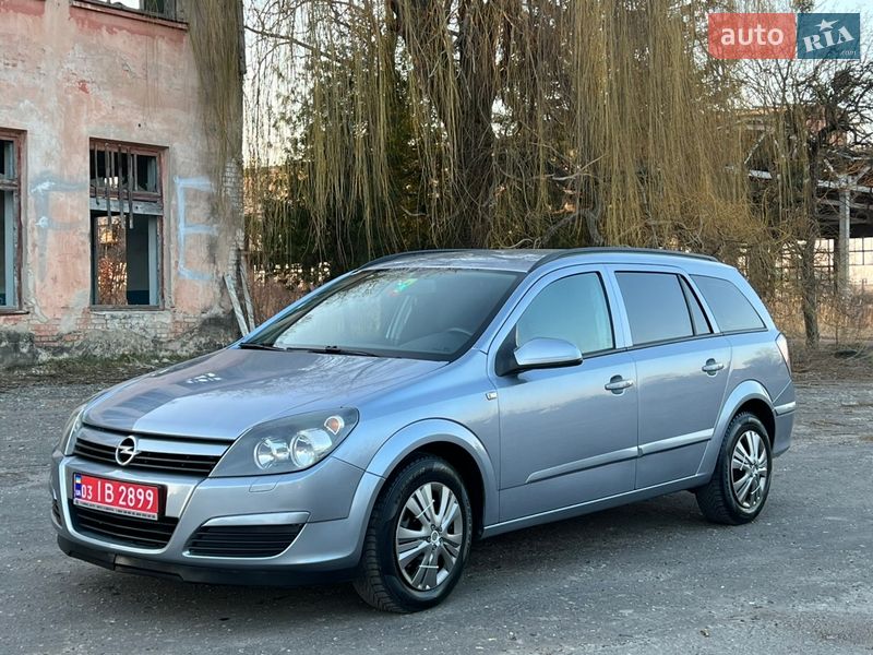 Универсал Opel Astra 2005 в Луцке