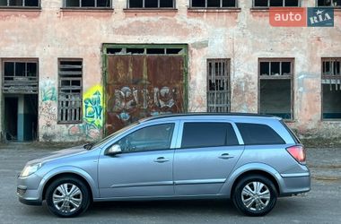 Универсал Opel Astra 2005 в Луцке