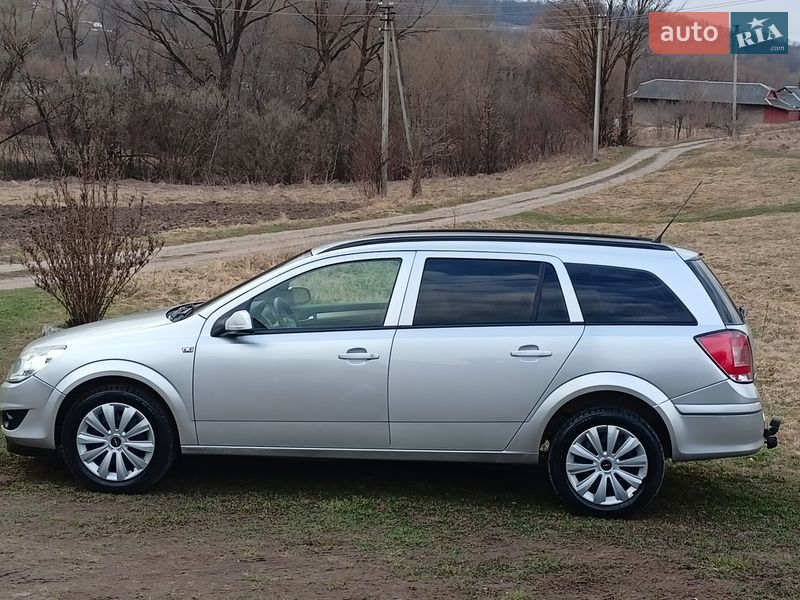 Универсал Opel Astra 2006 в Коломые