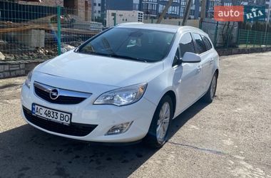 Универсал Opel Astra 2012 в Луцке