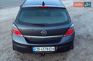 Хэтчбек Opel Astra 2007 в Киеве