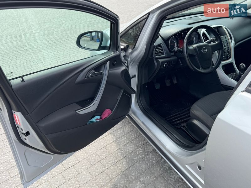 Универсал Opel Astra 2011 в Запорожье фото 12 Универсал Opel Astra 2011 в Запорожье