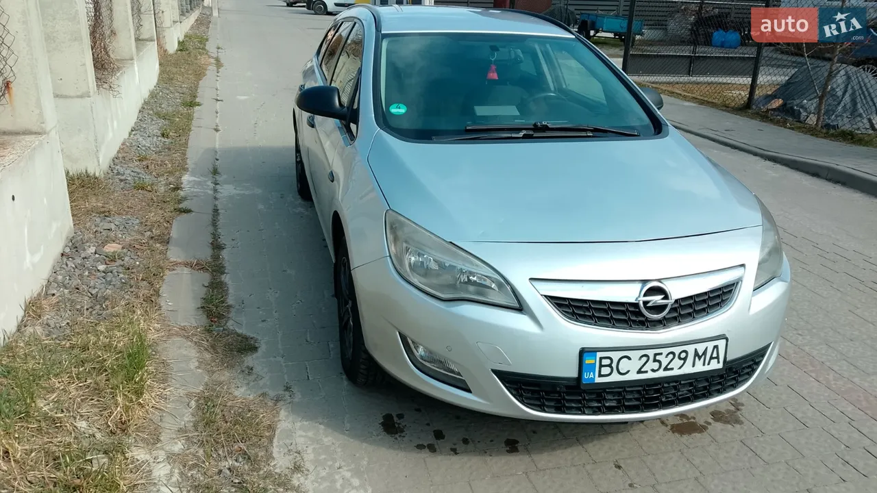 2010 Opel Astra - мініатюра 12