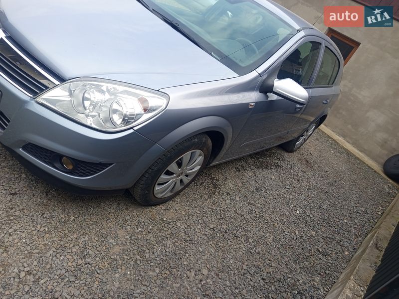 Хэтчбек Opel Astra 2008 в Самборе фото 13 Хэтчбек Opel Astra 2008 в Самборе