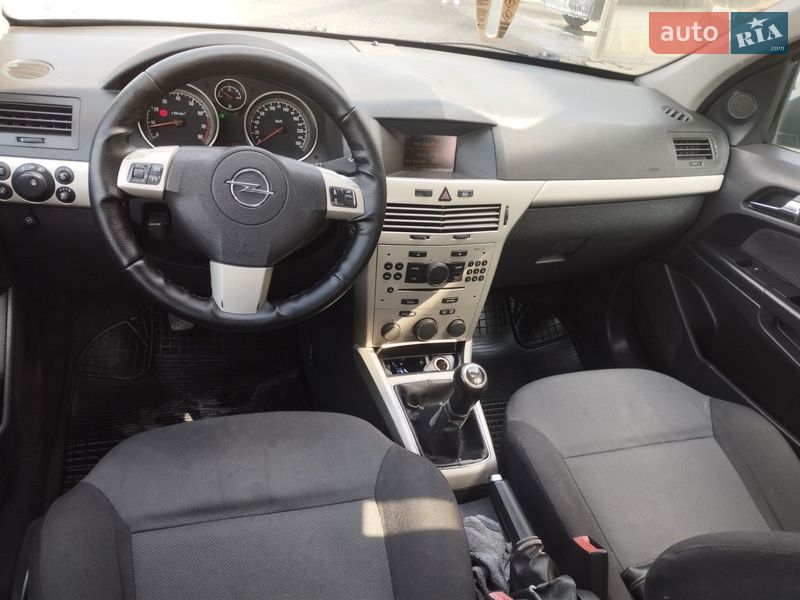 Хэтчбек Opel Astra 2007 в Белках фото 3 Хэтчбек Opel Astra 2007 в Белках
