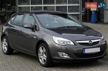 Универсал Opel Astra 2014 в Сумах