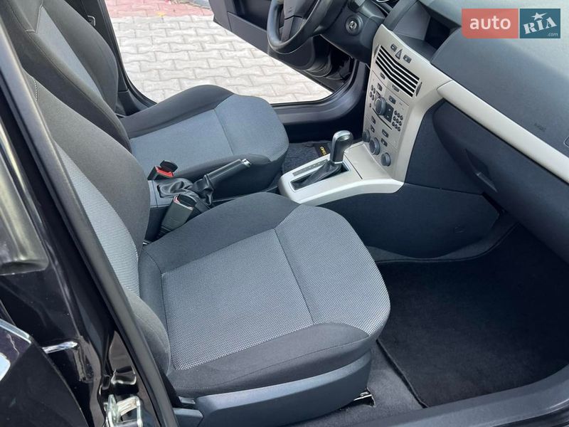 Хэтчбек Opel Astra 2008 в Костополе фото 35 Хэтчбек Opel Astra 2008 в Костополе