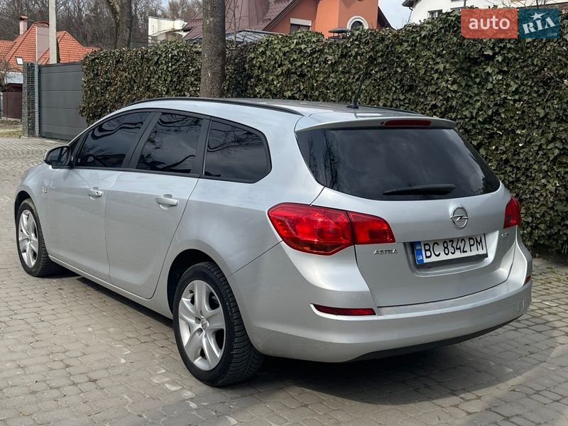 Универсал Opel Astra 2011 в Львове фото 11 Универсал Opel Astra 2011 в Львове