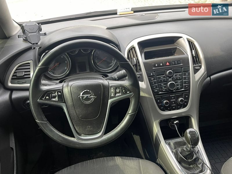 Универсал Opel Astra 2011 в Львове фото 13 Универсал Opel Astra 2011 в Львове