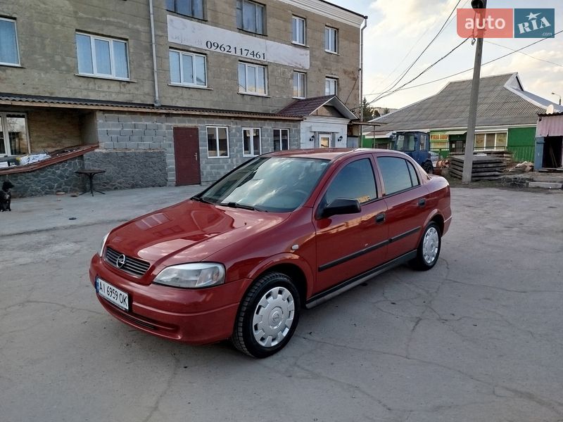 Седан Opel Astra 2007 в Лисянці
