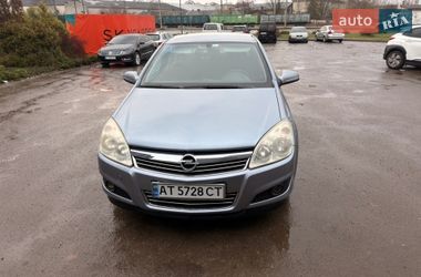 Хэтчбек Opel Astra 2007 в Ивано-Франковске