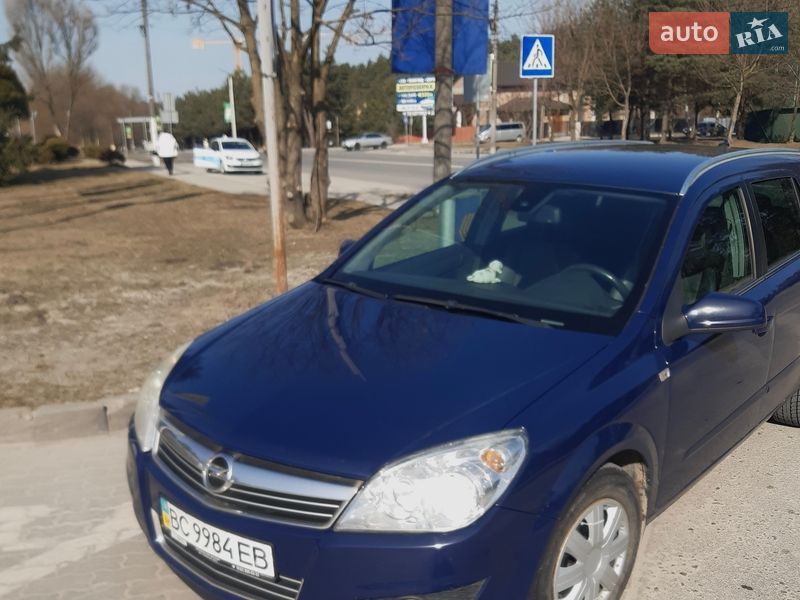Универсал Opel Astra 2007 в Львове