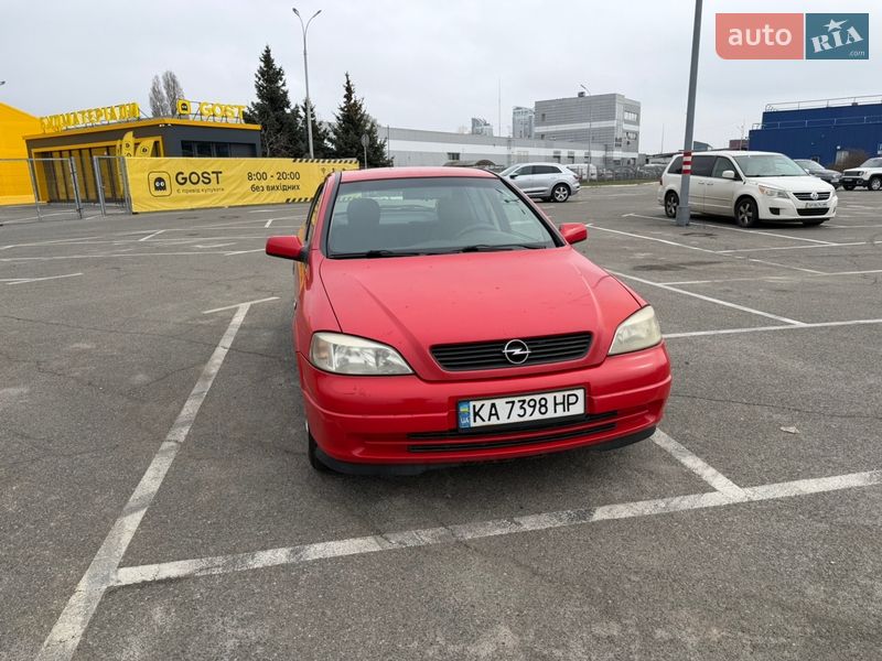 Хэтчбек Opel Astra 2002 в Киеве