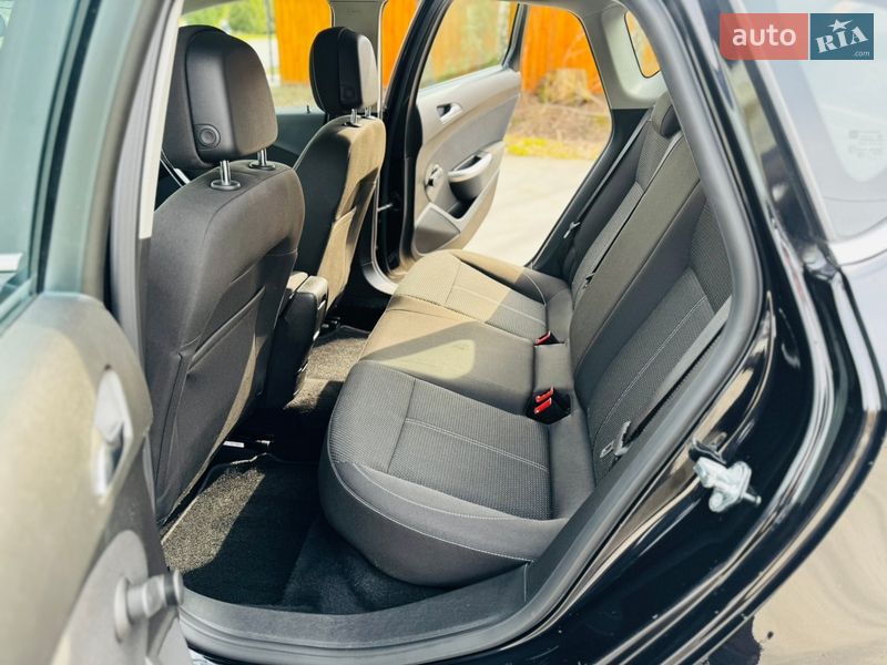 Хэтчбек Opel Astra 2010 в Здолбунове фото 28 Хэтчбек Opel Astra 2010 в Здолбунове