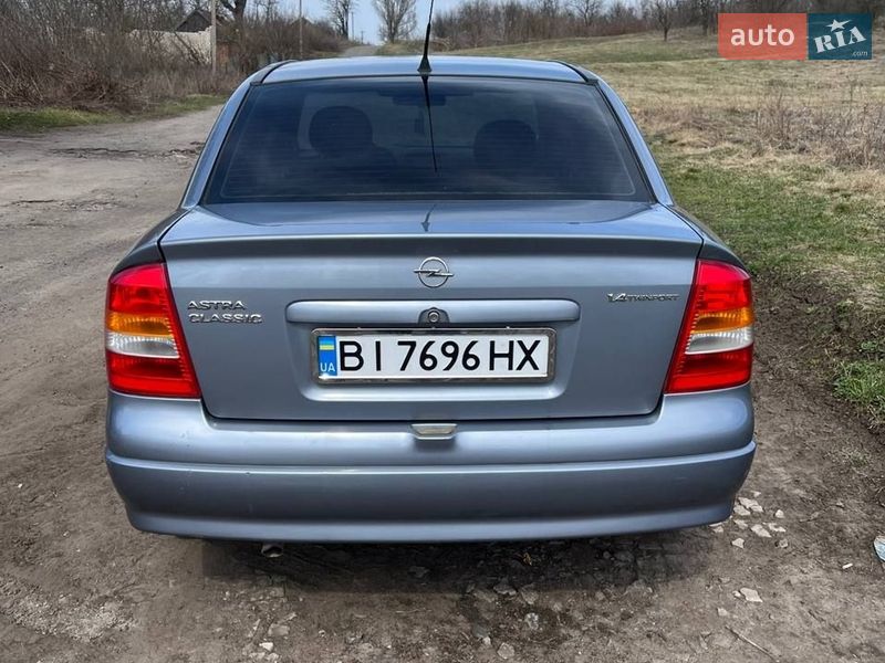 Седан Opel Astra 2008 в Кременчуге