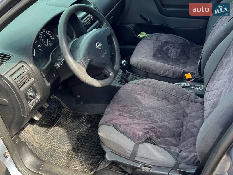 Седан Opel Astra 2008 в Кременчуге