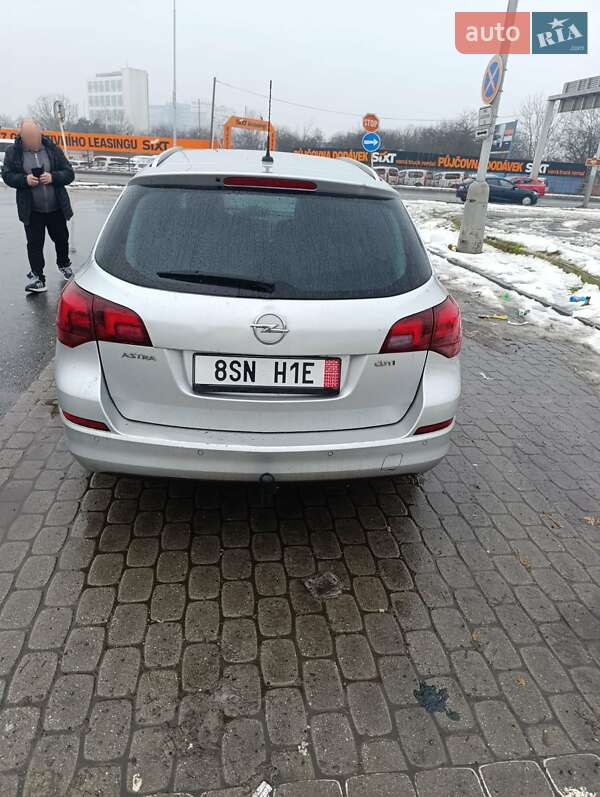 Универсал Opel Astra 2012 в Лозовой фото 3 Универсал Opel Astra 2012 в Лозовой