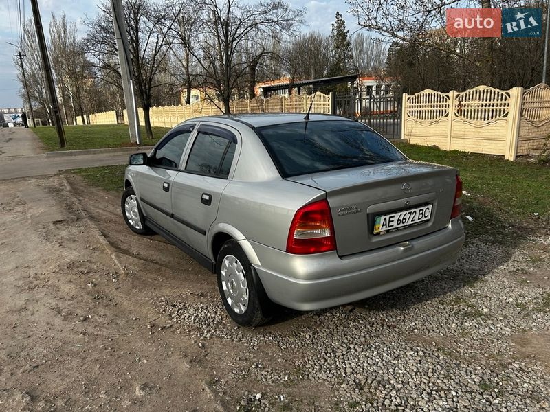 Седан Opel Astra 2006 в Кривом Роге фото 5 Седан Opel Astra 2006 в Кривом Роге