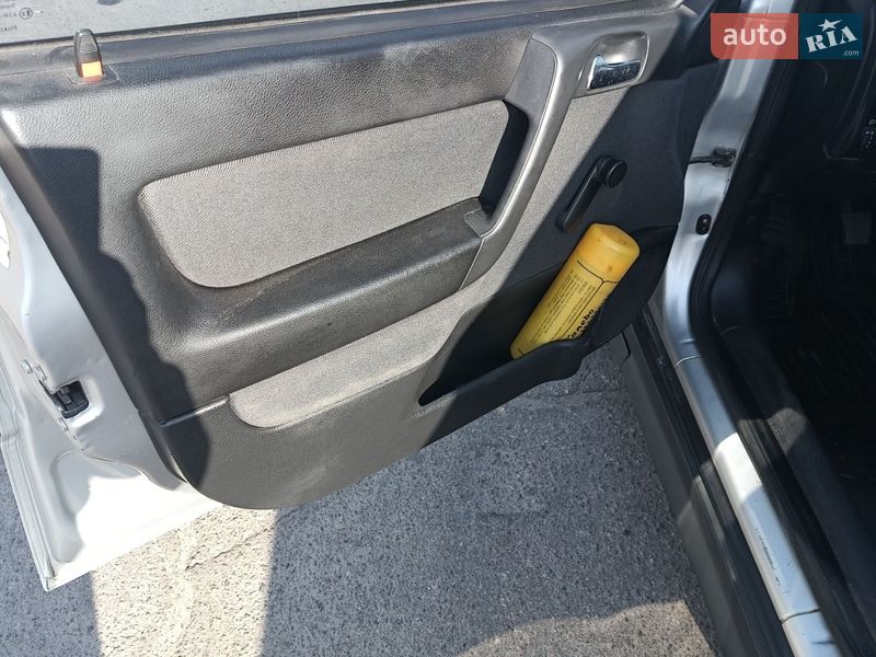 Седан Opel Astra 2002 в Черкассах фото 10 Седан Opel Astra 2002 в Черкассах