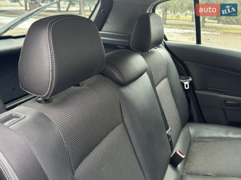 Хэтчбек Opel Astra 2006 в Вознесенске фото 9 Хэтчбек Opel Astra 2006 в Вознесенске