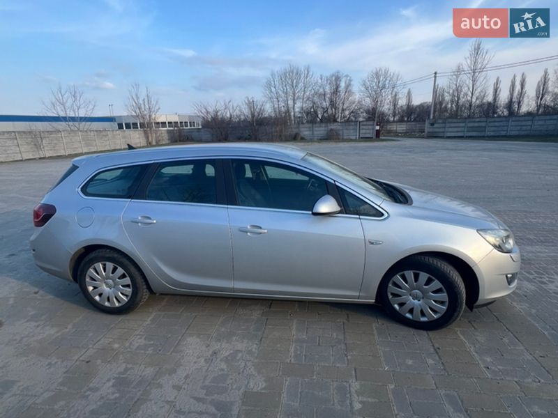 Універсал Opel Astra 2010 в Броварах фото 2 Універсал Opel Astra 2010 в Броварах