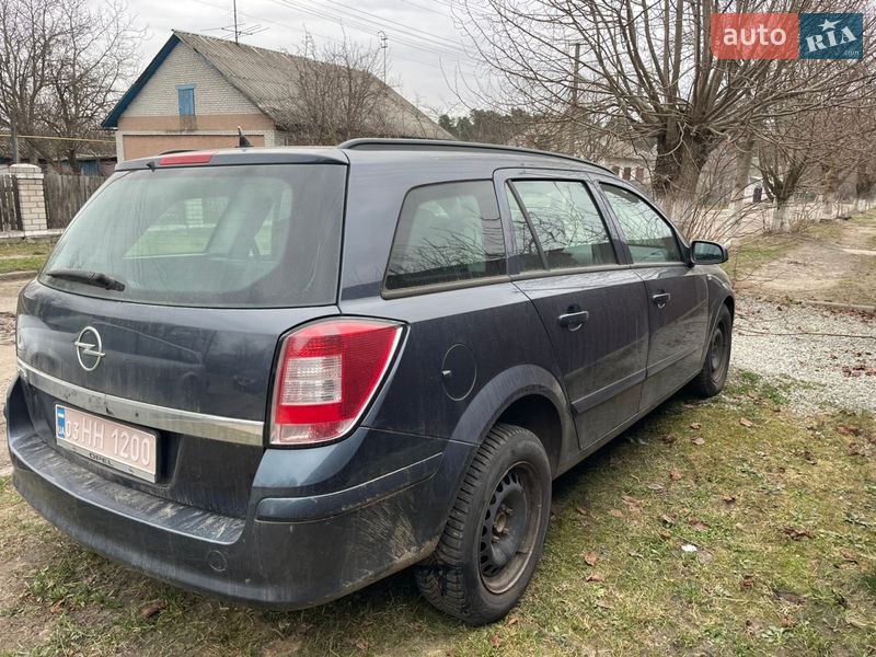 Универсал Opel Astra 2008 в Попельне