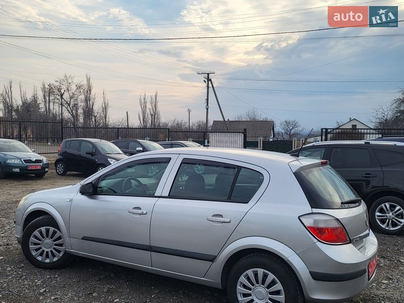 Хэтчбек Opel Astra 2005 в Новоархангельске фото 6 Хэтчбек Opel Astra 2005 в Новоархангельске