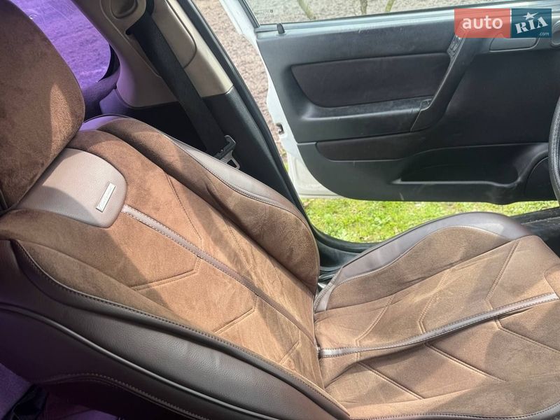 Грузовой фургон Opel Astra 2000 в Ровно