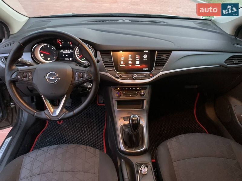 Универсал Opel Astra 2019 в Черновцах