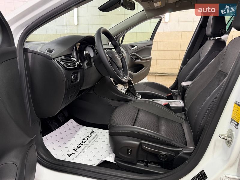 Универсал Opel Astra 2020 в Сумах