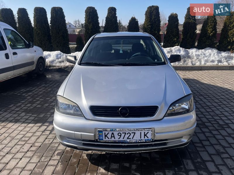 Opel Astra 2005
