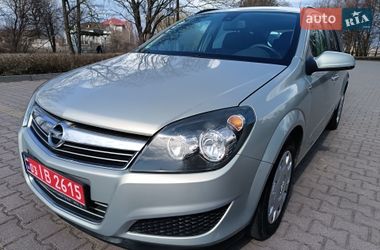 Універсал Opel Astra 2007 в Миргороді