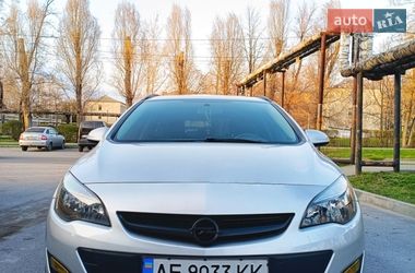 Универсал Opel Astra 2015 в Павлограде