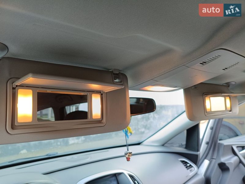 Універсал Opel Astra 2015 в Павлограді