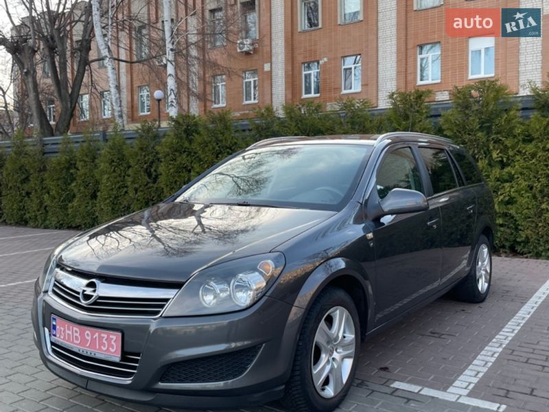 Универсал Opel Astra 2010 в Черкассах фото Универсал Opel Astra 2010 в Черкассах