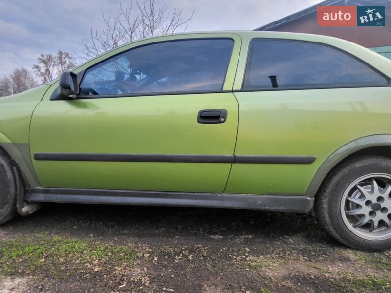 Купе Opel Astra 2001 в Лубнах