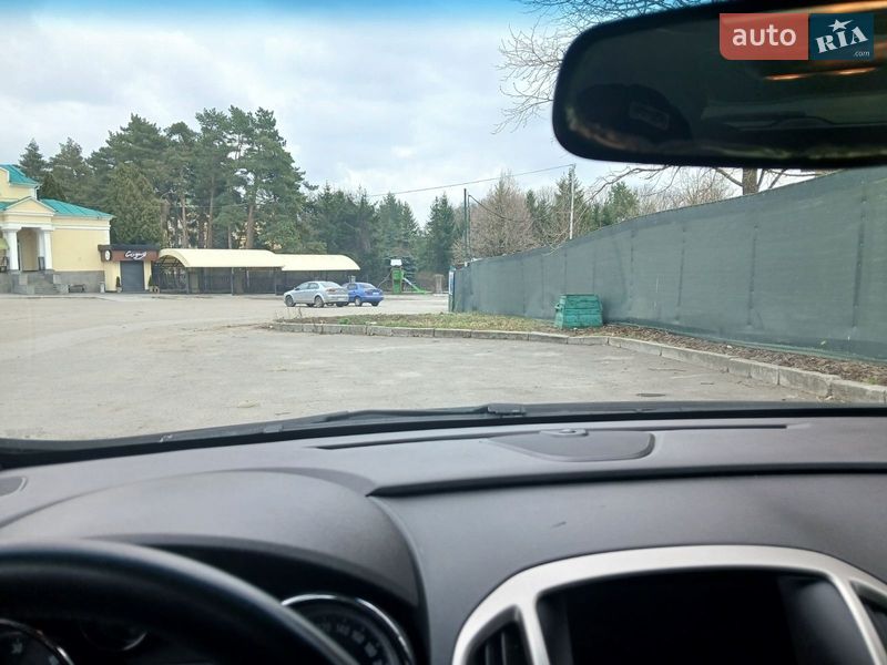 Универсал Opel Astra 2011 в Умани