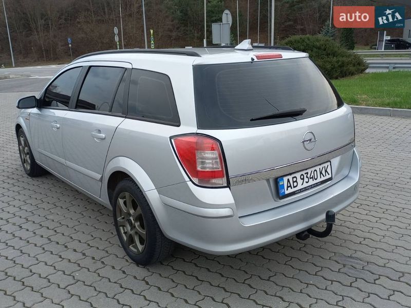 Універсал Opel Astra 2006 в Могилів-Подільському