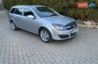 Универсал Opel Astra 2006 в Снятине