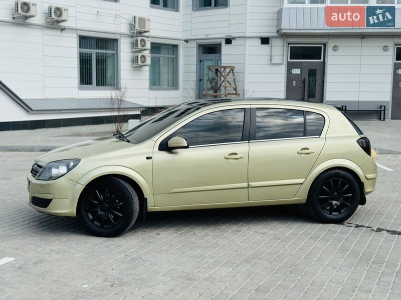 Хетчбек Opel Astra 2004 в Полтаві