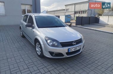 Хетчбек Opel Astra 2005 в Рівному