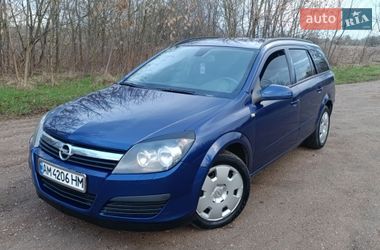 Хэтчбек Opel Astra 2006 в Радомышле